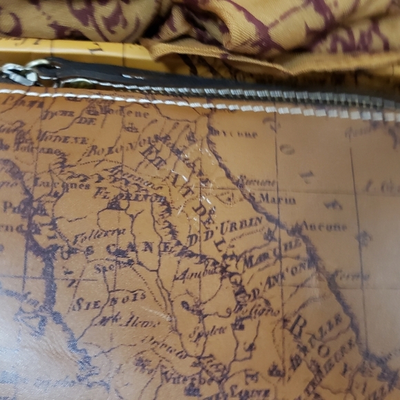 Patricia nash Duo wristlet/wallet and Scarf sets w box - Picture 10 of 16